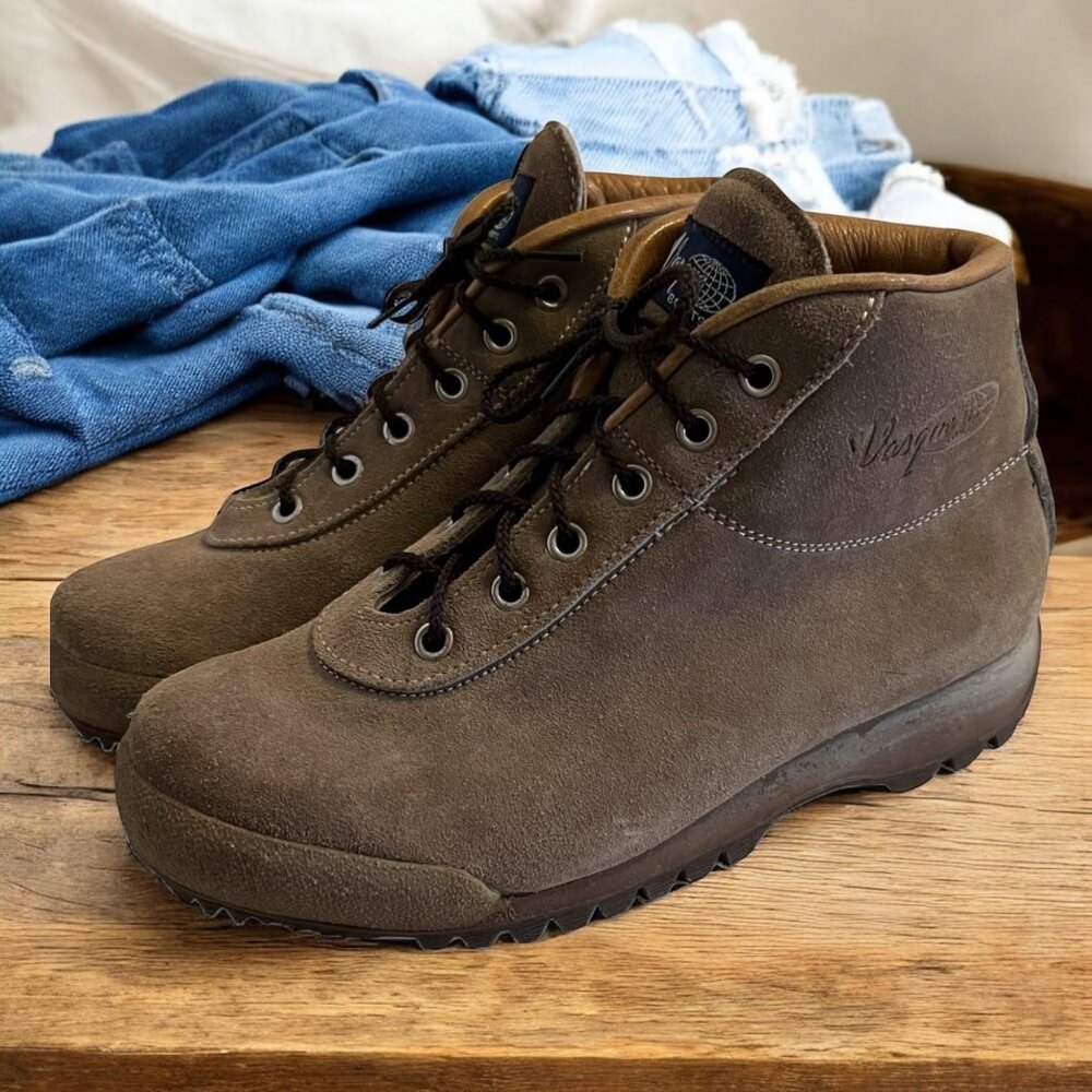 Vasque Waterproof Suede Mountaineering Chic Hiking Gorpcore Boots Size 6